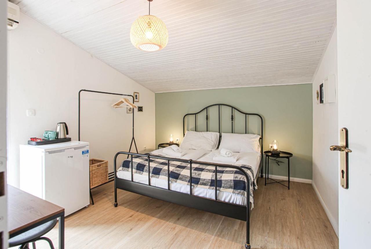 Sherlock'S Holidays Boutique Rooms Portorose Esterno foto