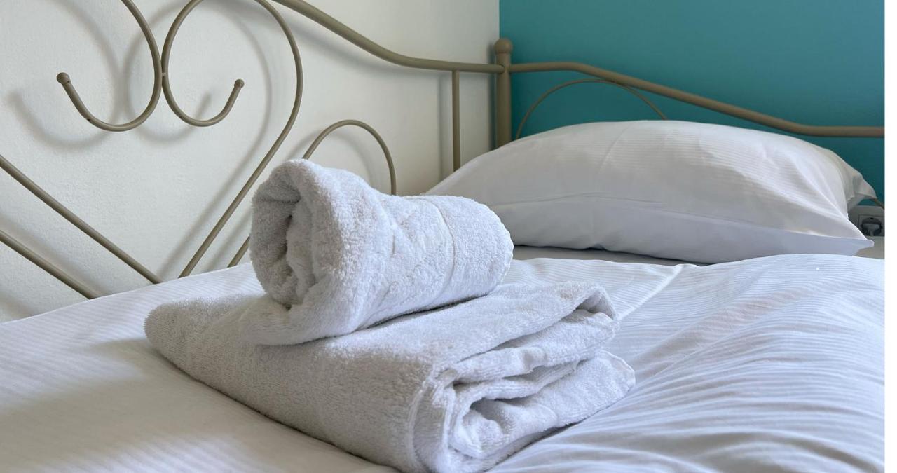 Sherlock'S Holidays Boutique Rooms Portorose Esterno foto