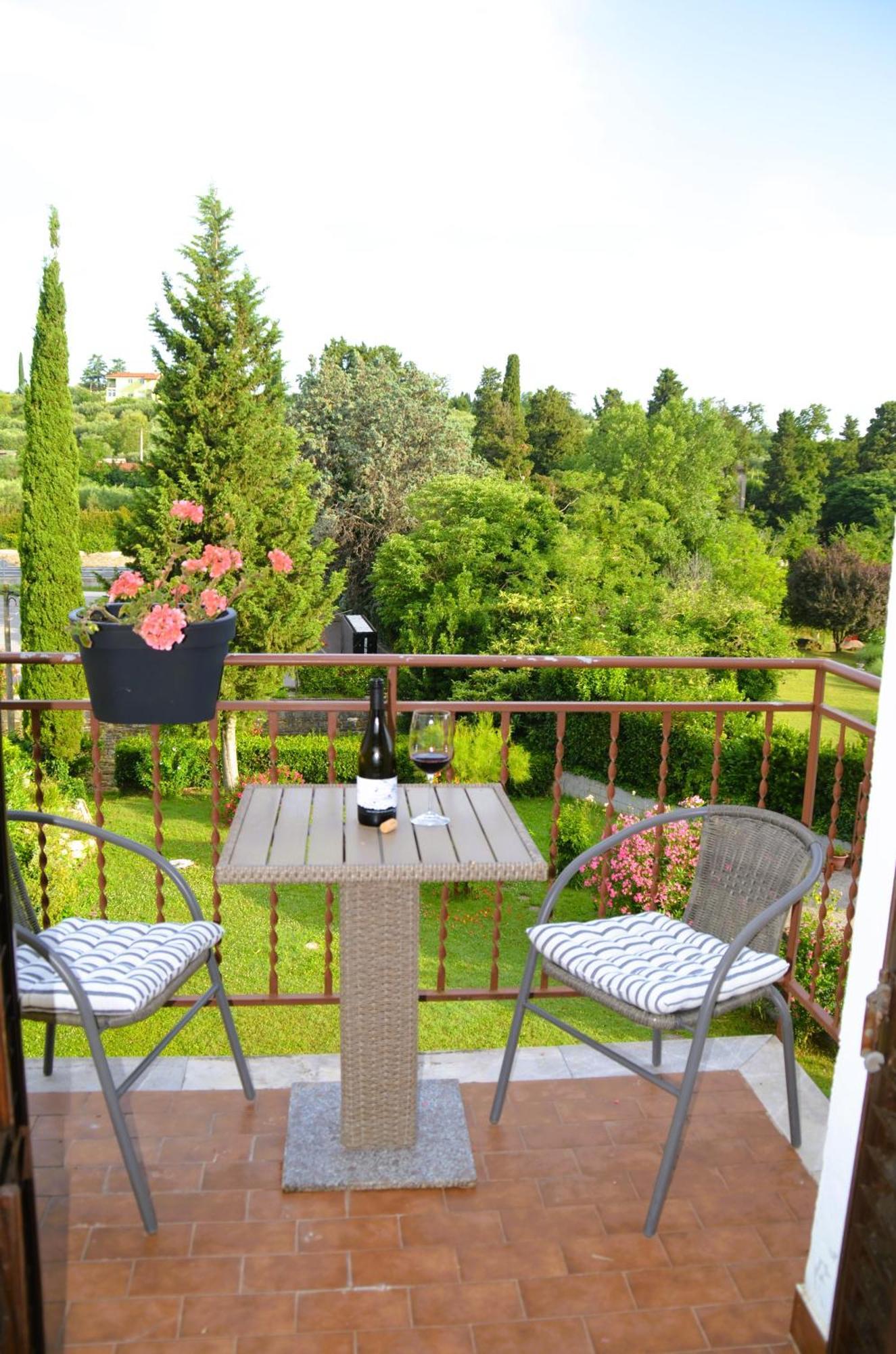 Sherlock'S Holidays Boutique Rooms Portorose Esterno foto